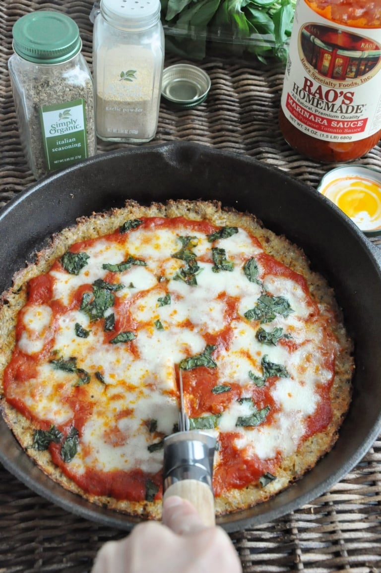 Crispy Cauliflower Pizza (lowcarb, high protein, high fiber, gluten