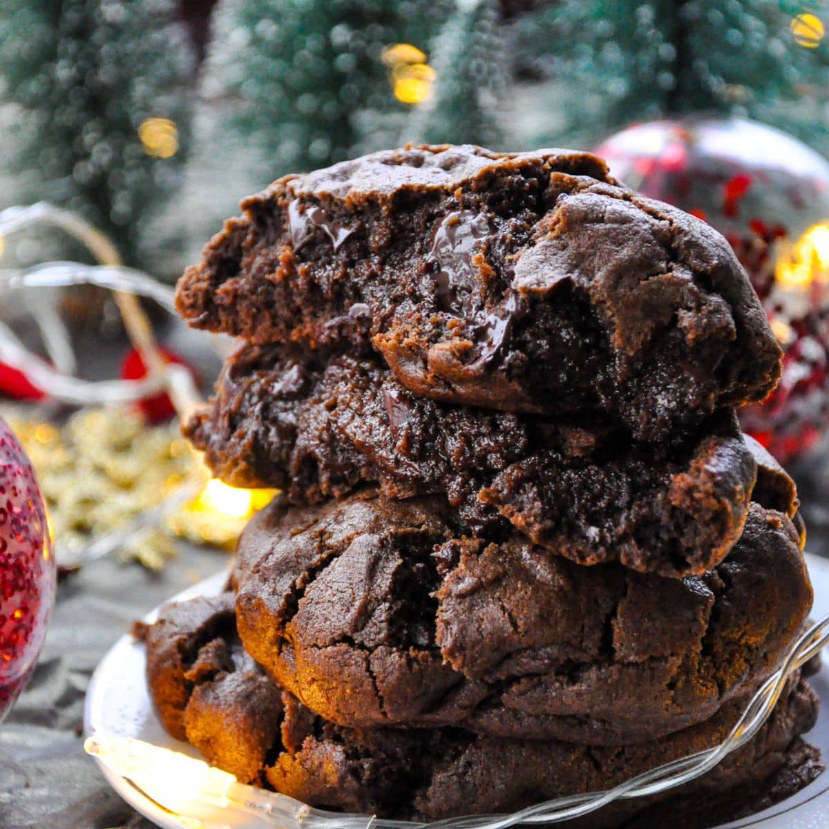 Levain Bakery Dark Chocolate Chocolate Chip Cookies