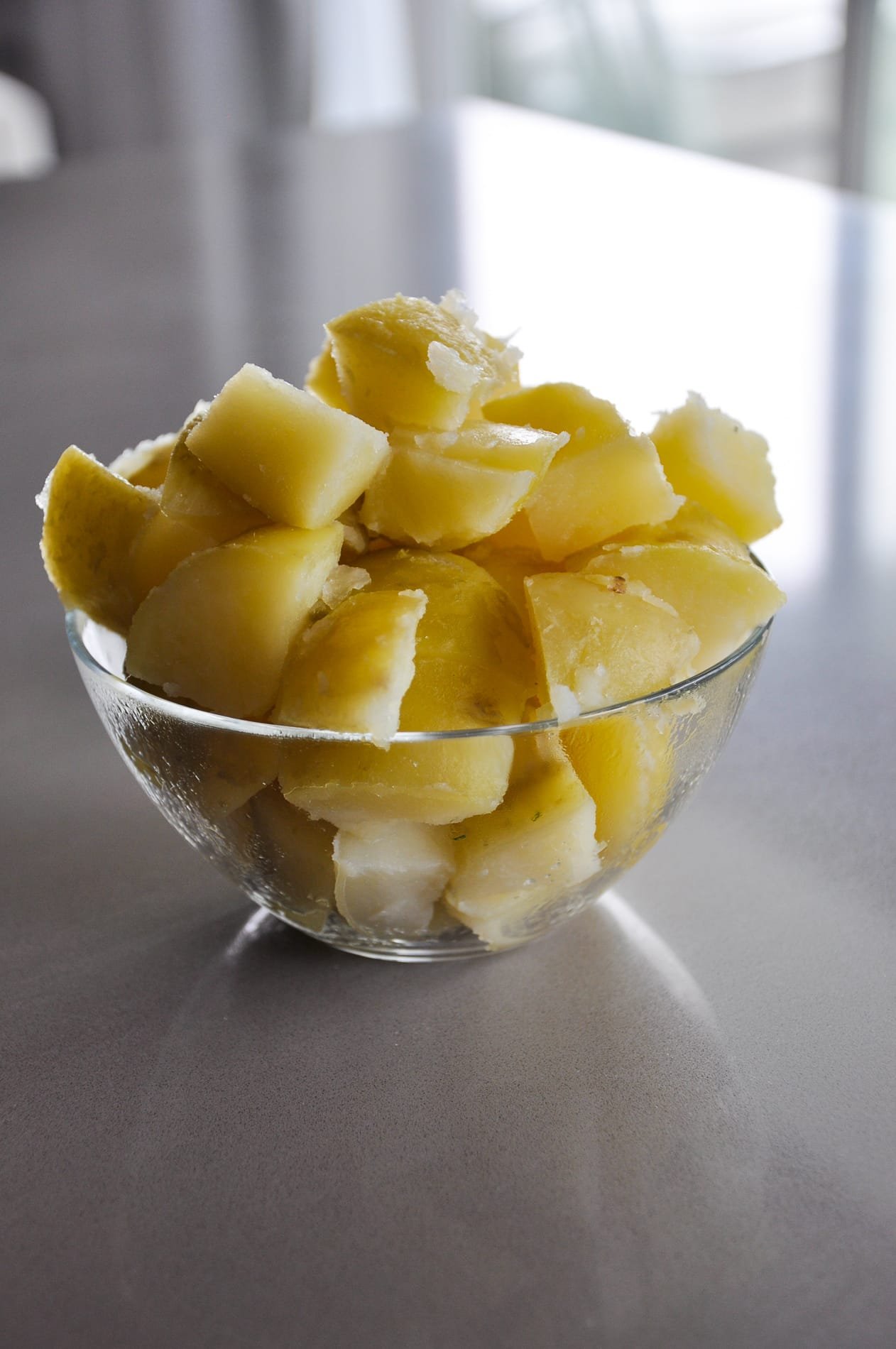 Boil and cubed potatoes in a small bowl.